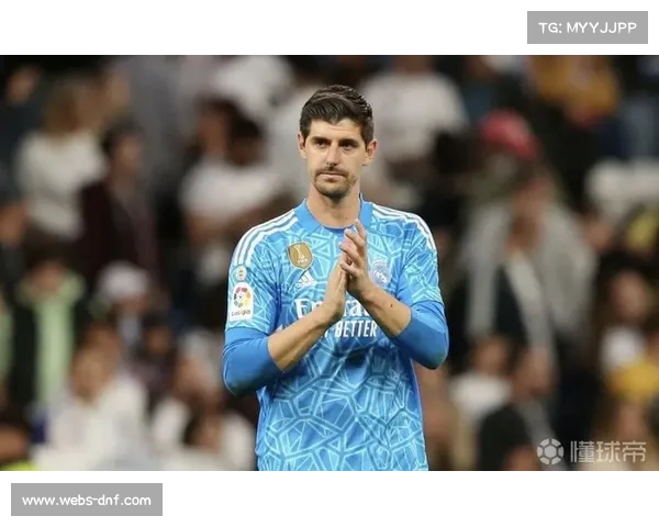 皇马门将库尔图瓦肩伤存疑，防线轮换受考验